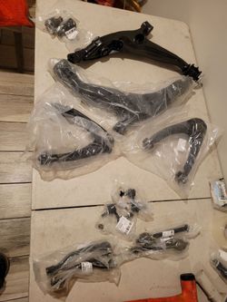 1997----2001 Honda CRV 12 Piece front Suspension Kit