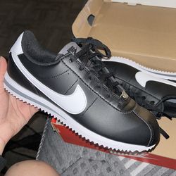 NIKE CORTEZ BIG KIDS 5Y