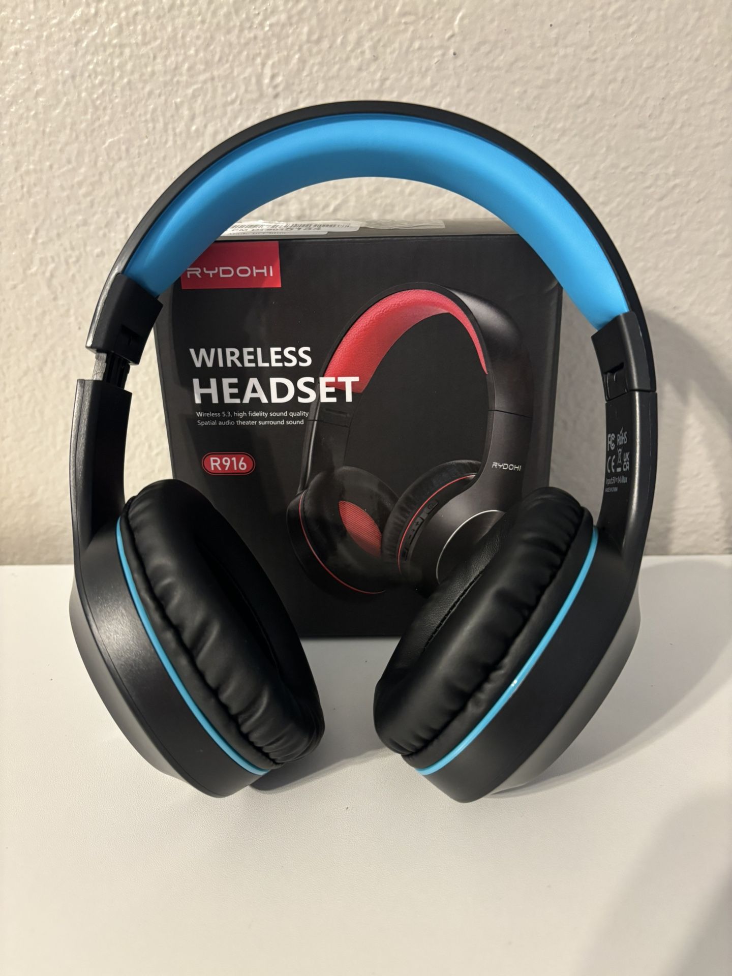 New! Rydohi Wireless Headphones Black And Blue