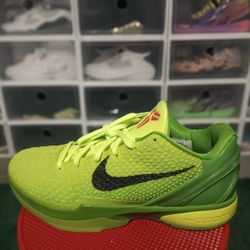 Nike Kobe Grinch Size 12