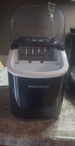 Black Ice Maker With Handle. NEW Stainless Steel