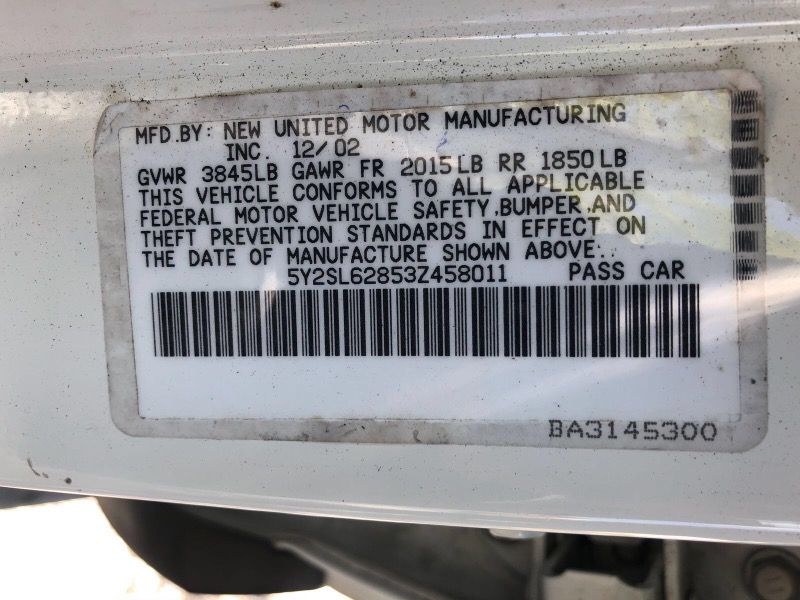 2003 Pontiac vibe runs like new cold ac 140k Miles