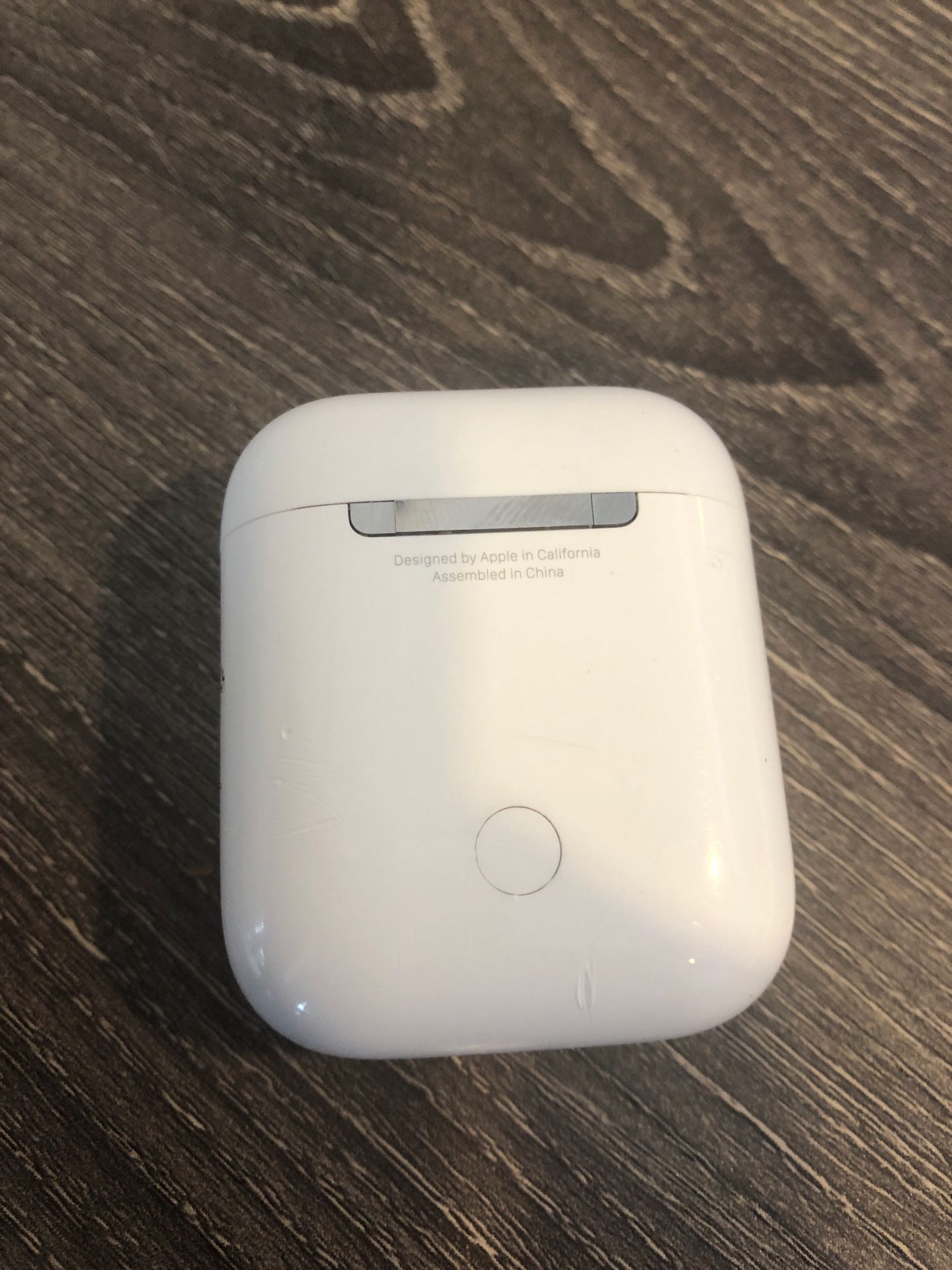 AirPods (2019)