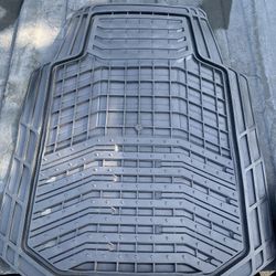 Car / Truck Rubber Mats Like New 