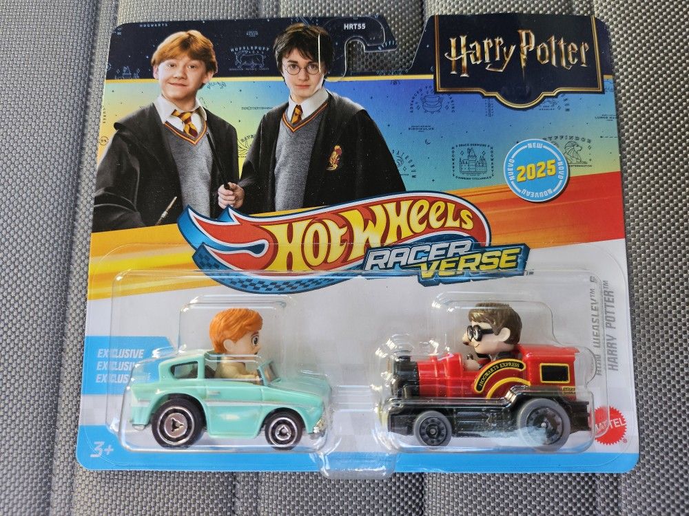 New Harry Potter & Weasley Hot Wheels Racer Verse Diecast Characters Cars (VALENCIA) $30