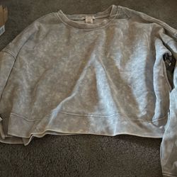 crew necks 
