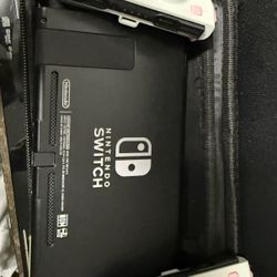 Nintendo Switch Bundle – Pink Controllers + Case 🎮