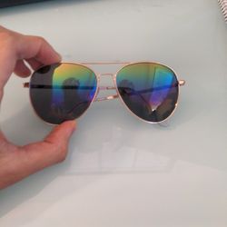 Foster Grant
Hartley Sunglasses 
