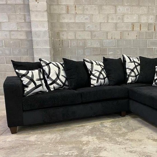 Dora Sectional Sofa Black. 🎀 🎀 SAME DAY DELIVERY 🚚🚚 🏠 😍Brand New 💰💰FINANCE AVAILABLE...