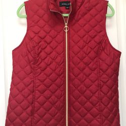 Black Rivet Red Vest Large