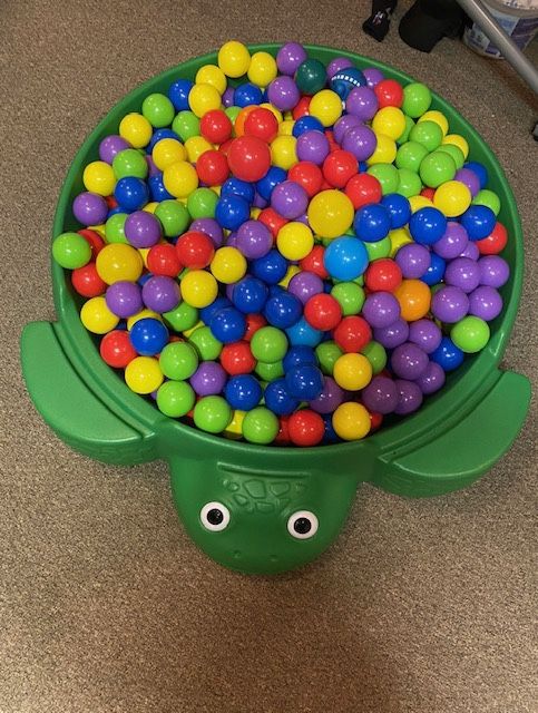 LIKE NEW LITTLE TIKES TURTLE BALL PIT