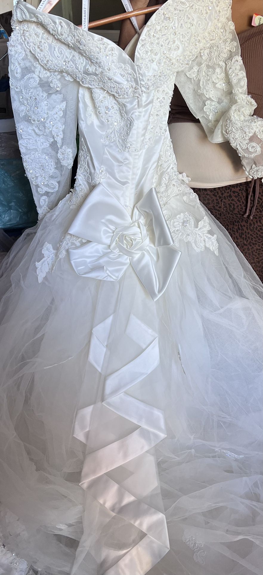 Wedding Dress Brand New Size 10 $300 obo