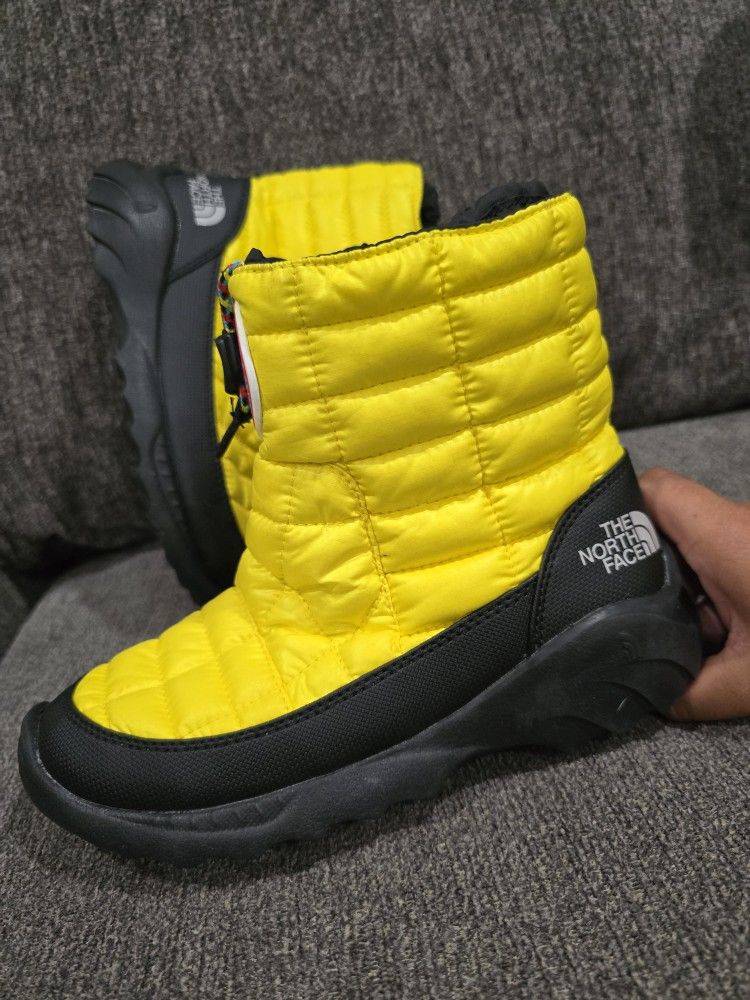 The North Face Size 5 Cm 22
