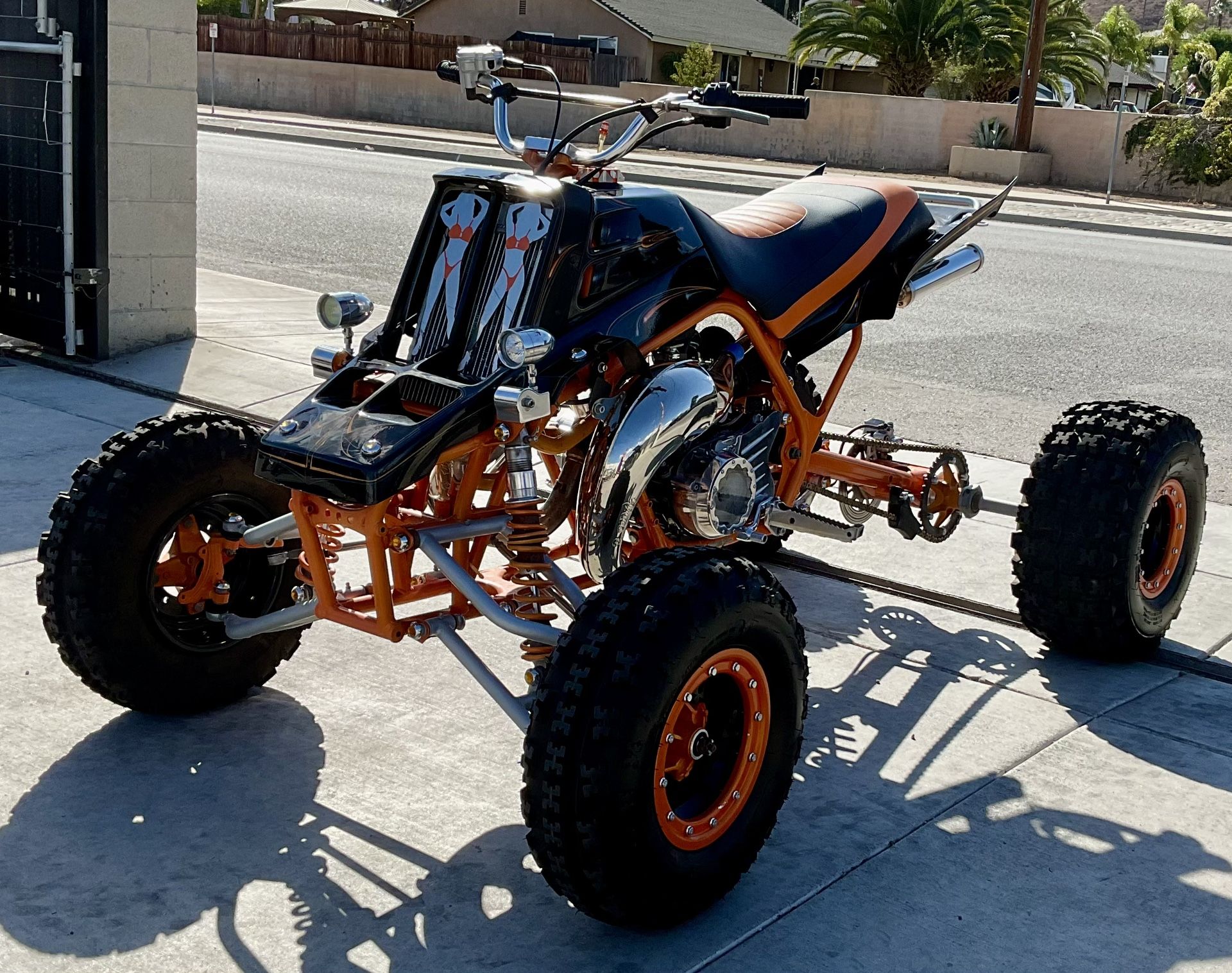 96 Yamaha banshee runs good just serviced Vito’s exhaust billet clutch cover billet stator cover +2 a-arms +8 extended fireball swing arm with round b