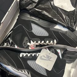 Jordan 5 Metallic 