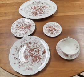 Beautiful Coalport Cairo Red Vintage Bone China 