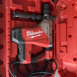 Milwaukee 1-3/4 in. SDS-MAX Rotary Hammer