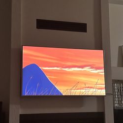 LG TV 65”