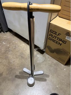 Lezyne. Bicycle pump