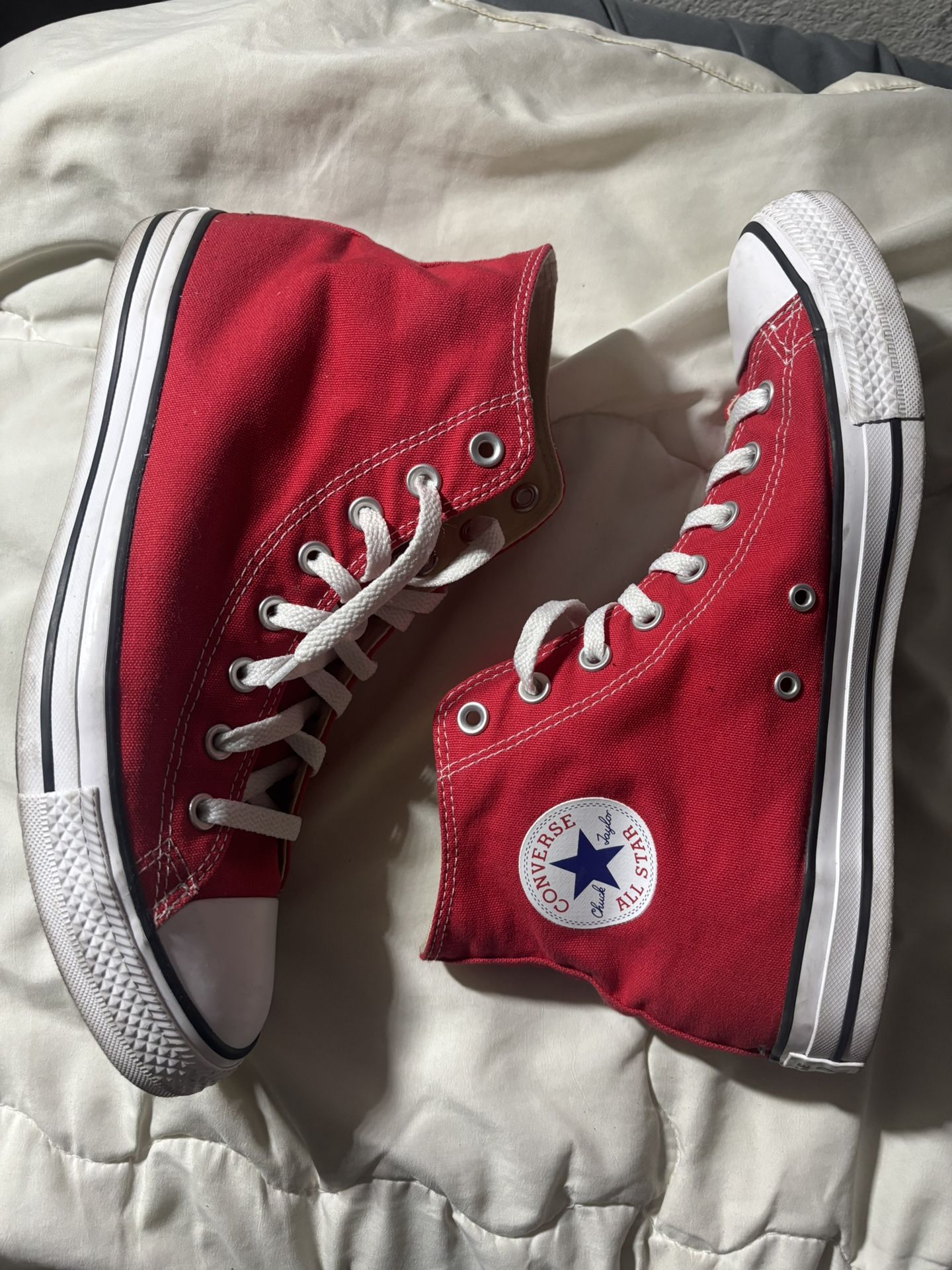 CONVERSE Chuck High Top Shoes red Size 10 1/2
