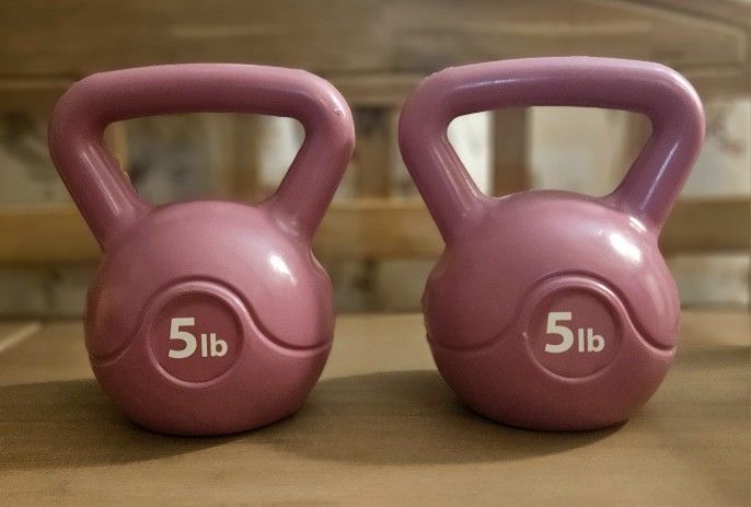 Pair of 5 lb kettlebells 