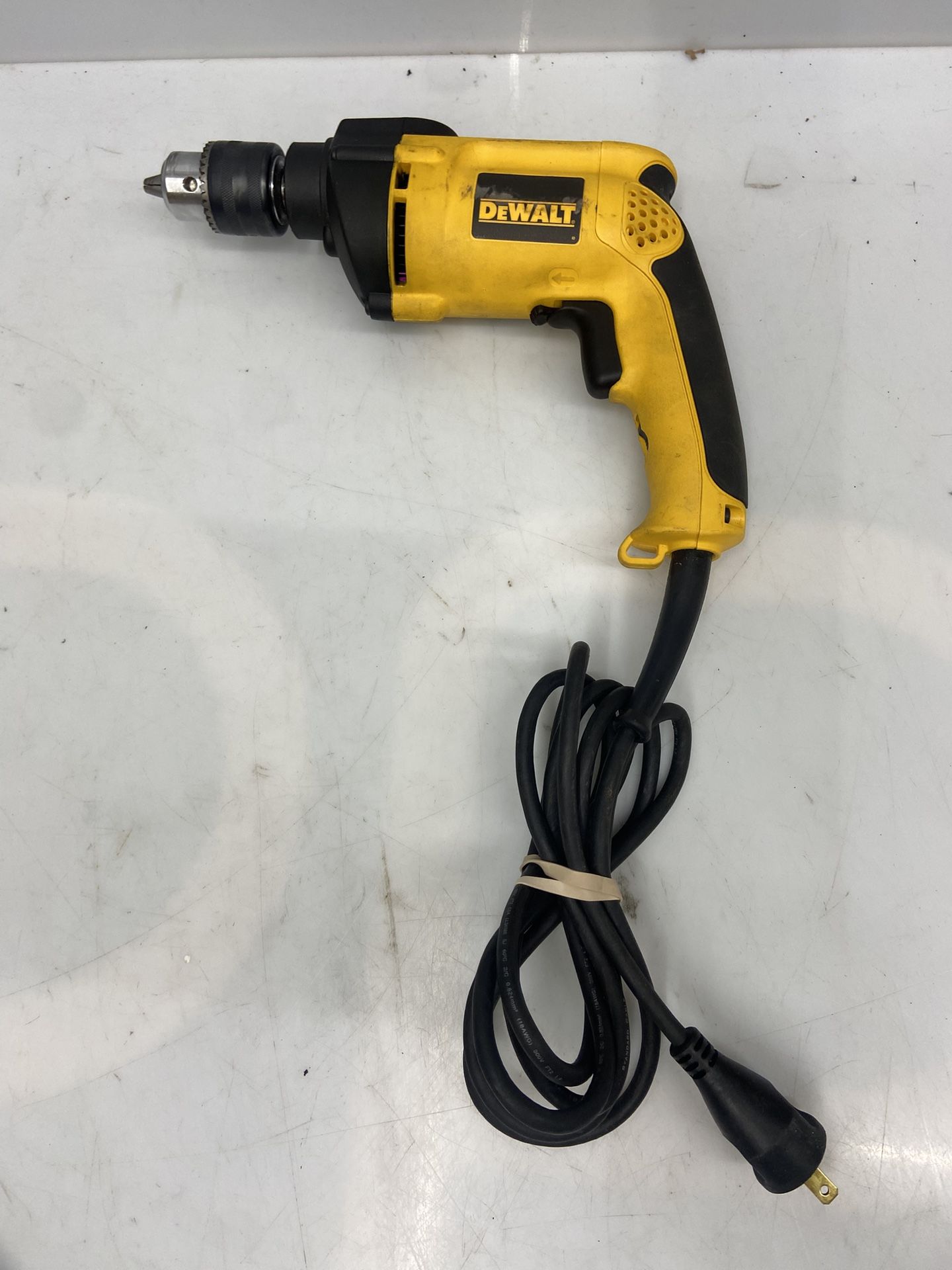 DEWALT 1/2-in 8.5 -Amp Hammer Drill