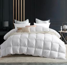 C&W Down Comforter Super King