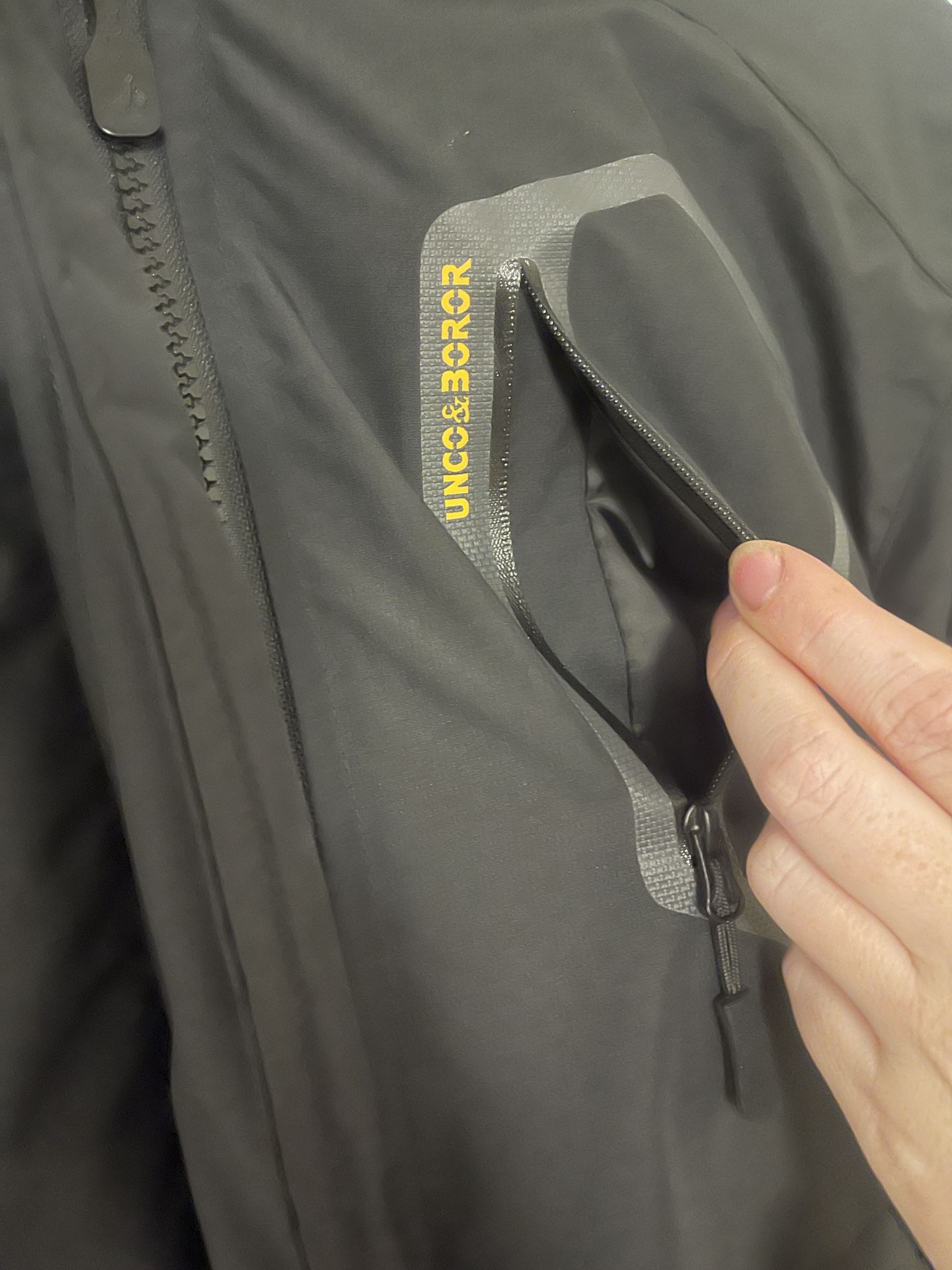 Men’s Waterproof Ski jacket - medium 