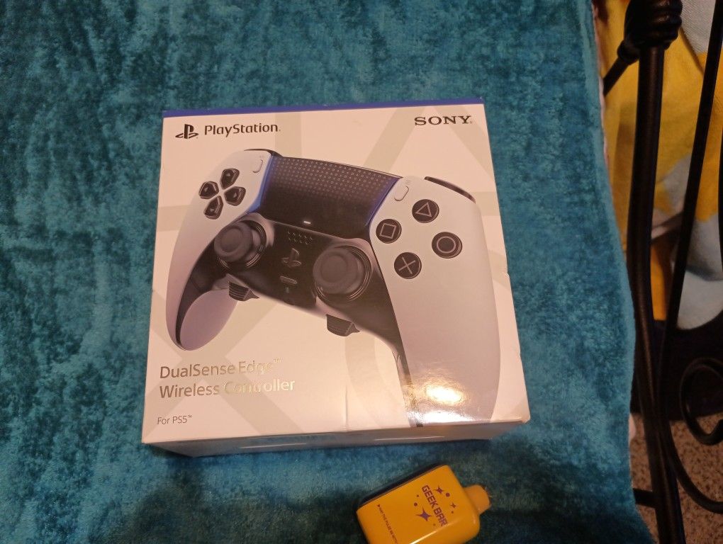 PlayStation Dualsense Edge Wireless Controller 