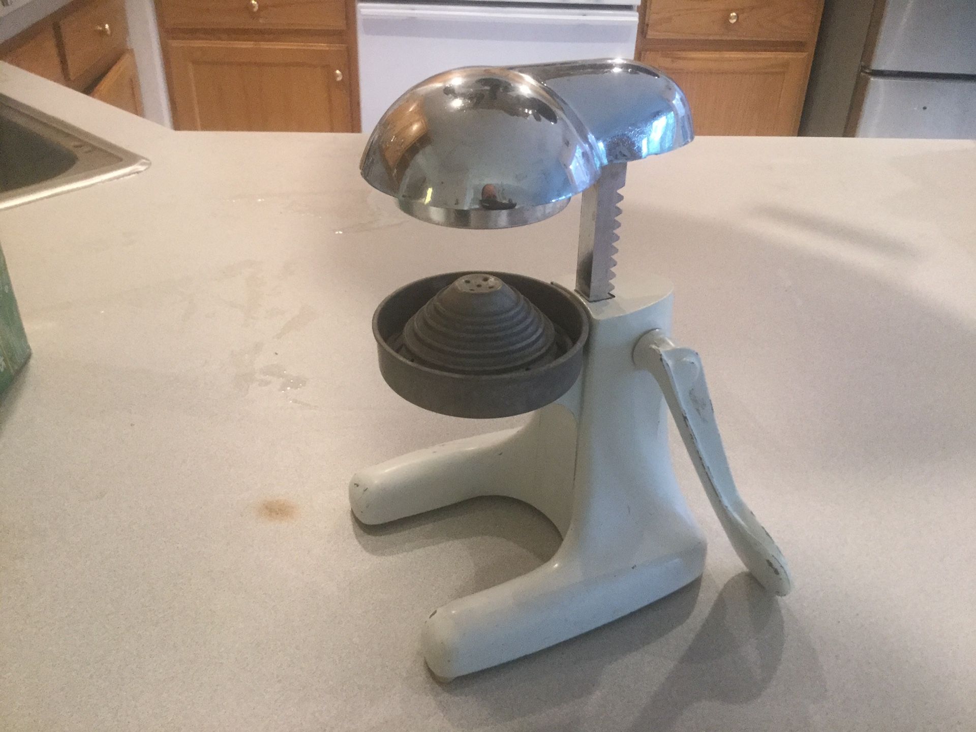 Step back into the 20s with vintage Antique fully functional like new orange juice maker