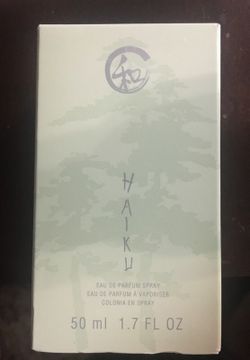 Avon haiku women eau de parfum. Women perfume spray