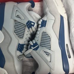 Air Jordan 4 Retro 