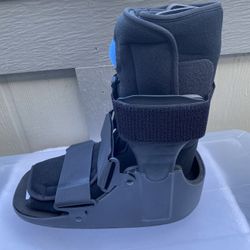 Walker Fracture Boot 