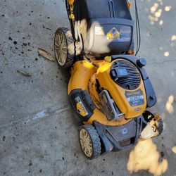 Cub Cadet SC 500e lawn mower