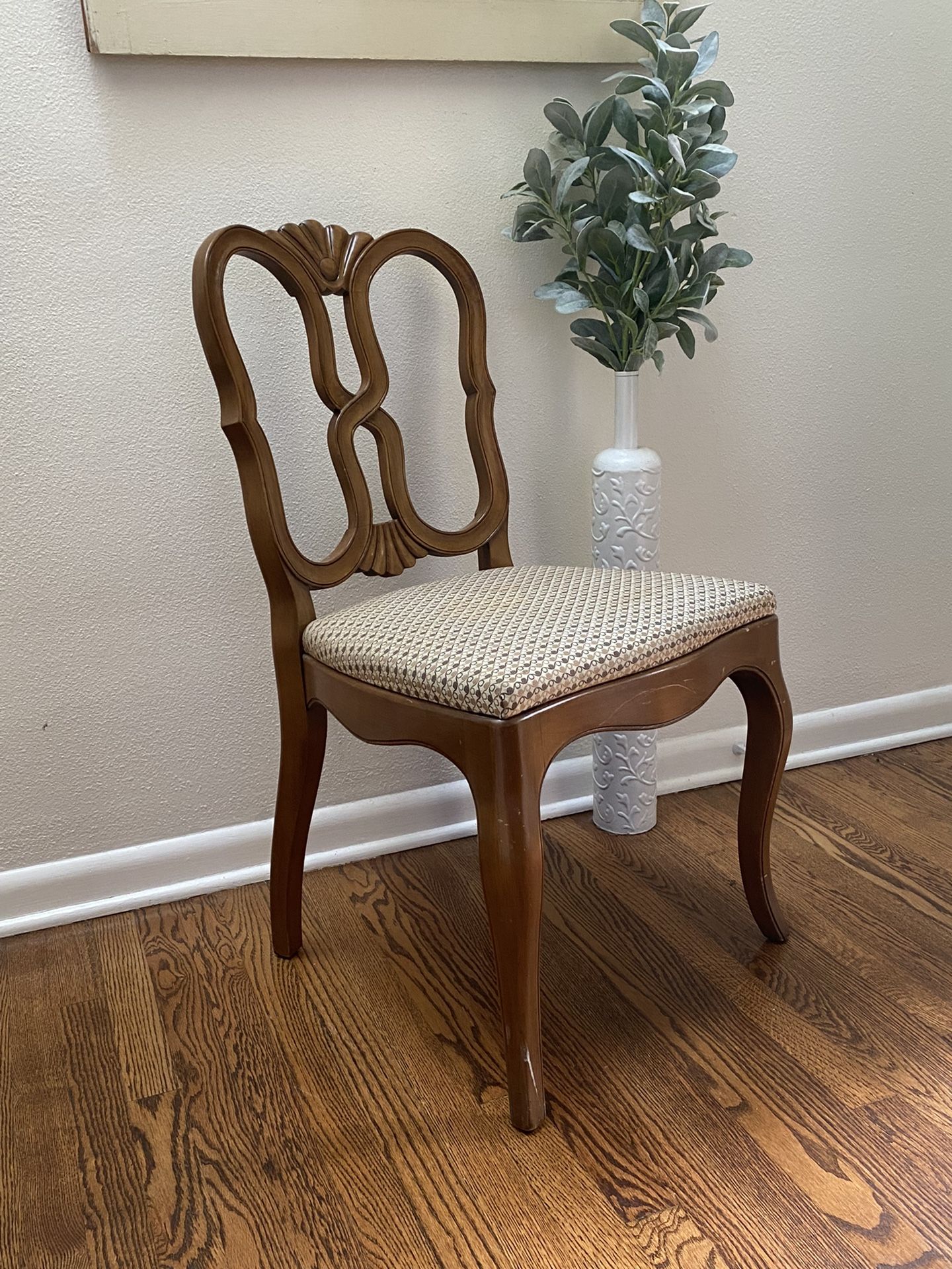 one wood vintage chair