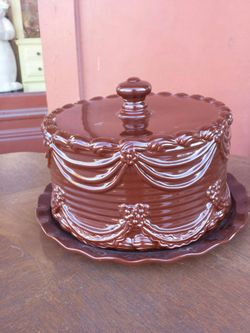 Chocolate Cake Covet and plate