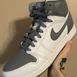 Air Jordan 1 Retro High OG GS ‘Stealth’ 
