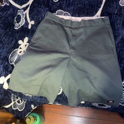 Baggy Dickie Shorts