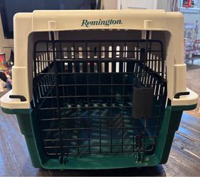 Pet carrier - kennel