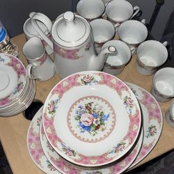 Remington/Red Sea Fine China 63 Piece