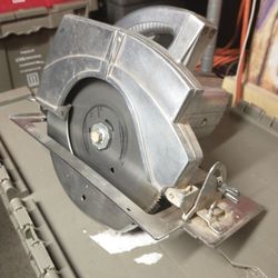 Power House Circular Saw Works And Great Condition
