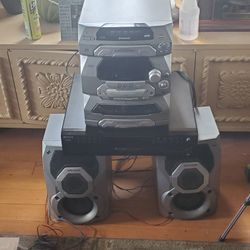 Bookshelf Stereo 