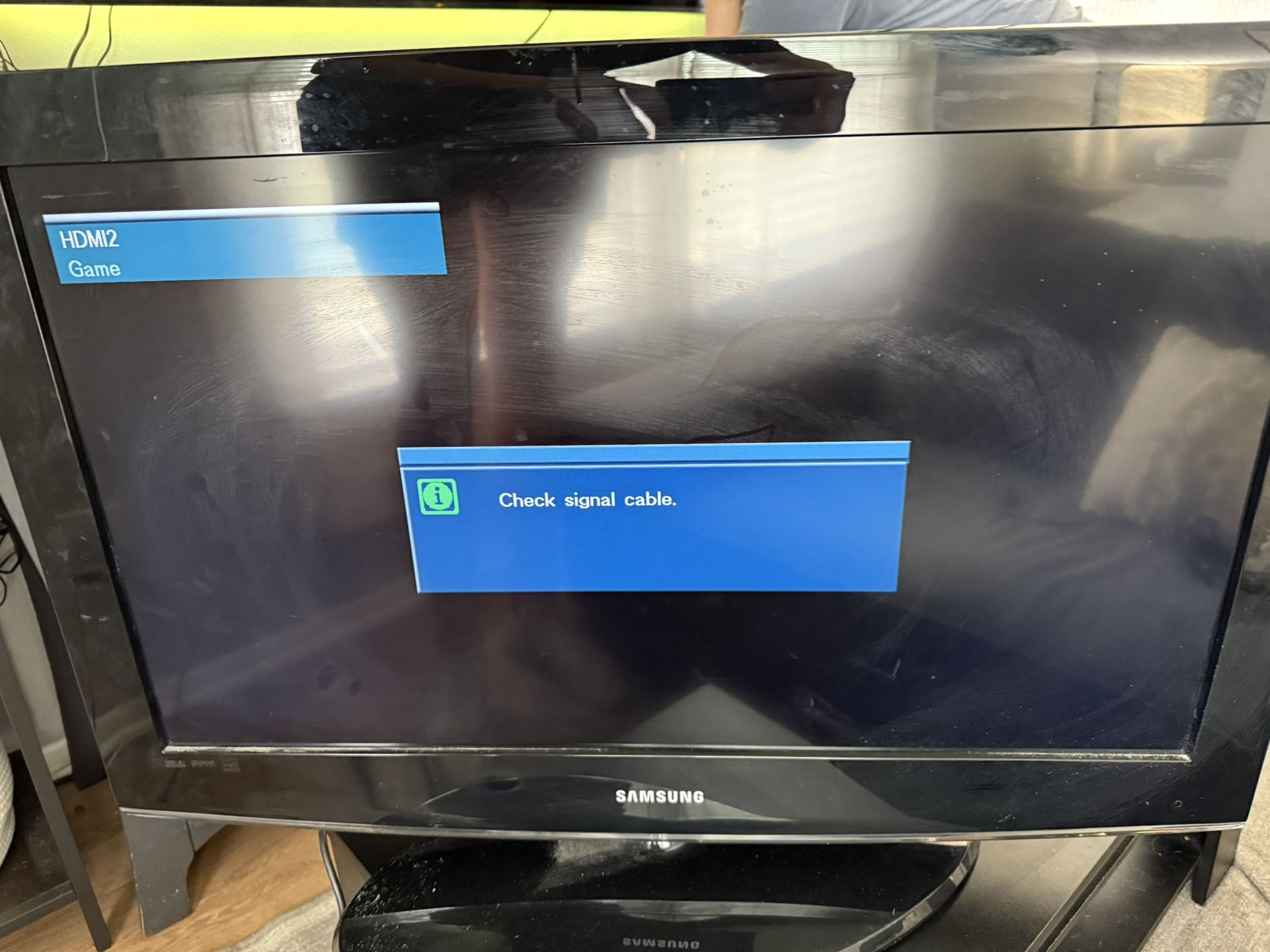 Samsung 32” TV