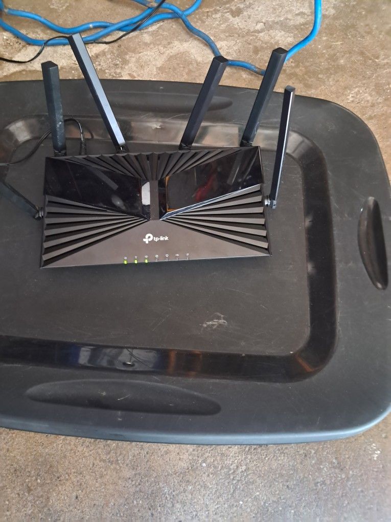 TP-Link Archer ax4400 Wireless and ethernet Router, 5 Ports, Dual-Band 2.4 ghz/5 ghz