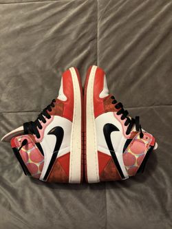 Used Jordan 1 High GS Across the Spiderverse Size 6.5Y