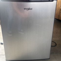 Mini Refrigerator 