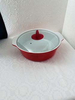 Salad Bowl With Lid 10” Red