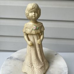 Avon Sentimental Doll Adorable Abigail Regence Cologne 4.5 oz.  Vintage Bottle