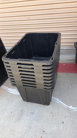 New heavy duty 27 gal storage bins w top