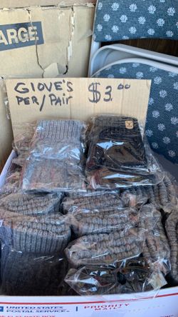 Fingerless gloves